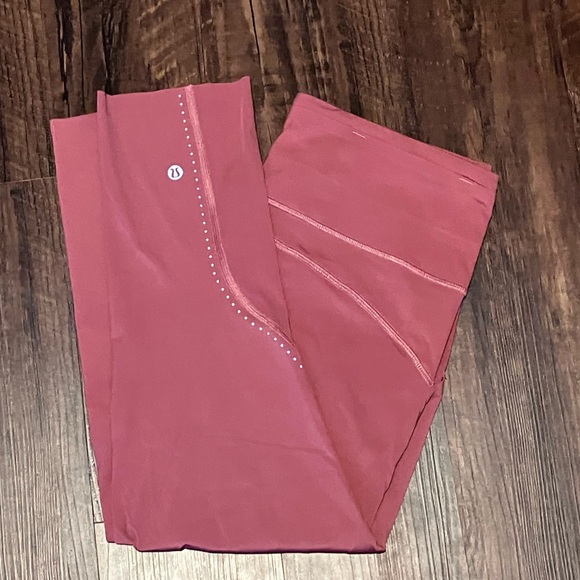 lululemon athletica Pants - Lululemon Dusty Rose Workout Capri Legging Size 10